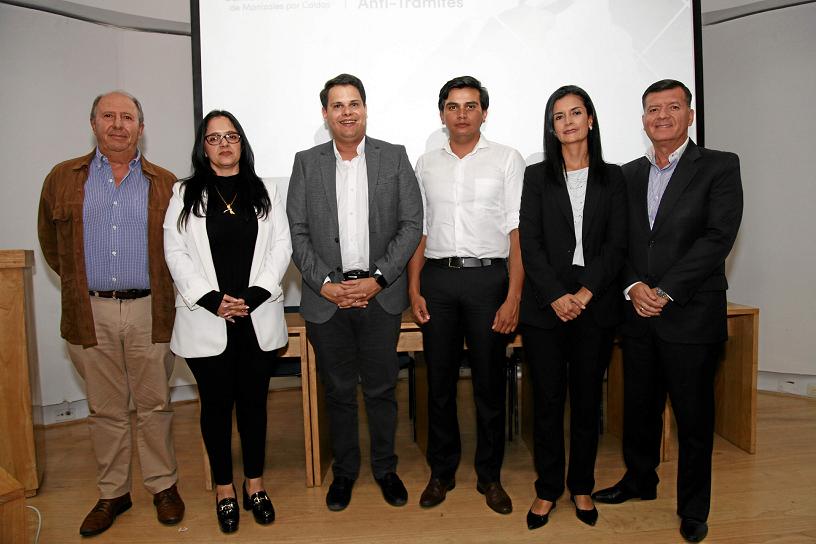 Felipe Montes Trujillo, Sandra María Salazar, Camilo Guzmán Sáenz, David Valencia Rendón, Lina María Ramírez y Jhon Jairo Gómez.