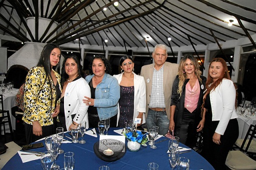Karen Vanesa Gómez, Ana María Martínez, Lina Trujillo, Adriana Rincón, Juan Pablo Alzate, Sandra López y Daniela Loaiza.