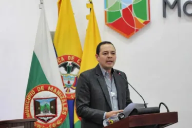 El mandatario municipal participó en la clausura de las sesiones extraordinarias del Concejo de Manizales.
