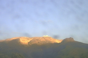 Estado del volcán Nevado del Ruiz en la mañana de este 19 de mayo desde el sector de Pitayó y el río Lagunilla.