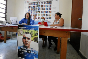 Andrés Castañeda, uno de los aprehendidos, se desempeñaba como mensajero en Colombia y, según su familia, nunca ha tenido problemas con la justicia.