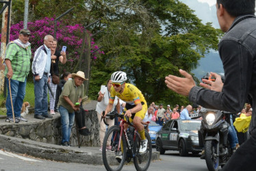 El paso demoledor de Miguel Ángel López para ganar, en Chipre, la octava etapa de la Vuelta a Colombia.