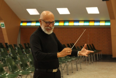 Huverney Cristancho Betancur, director de la Banda Sinfónica del colegio San Luis Gonzaga.