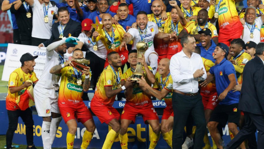 Deportivo Pereira logra su primer título después de 78 años