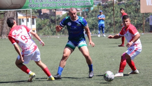 Alcaldía Aquamaná golea y es más líder en la XX Copa Ciudad de Villamaría