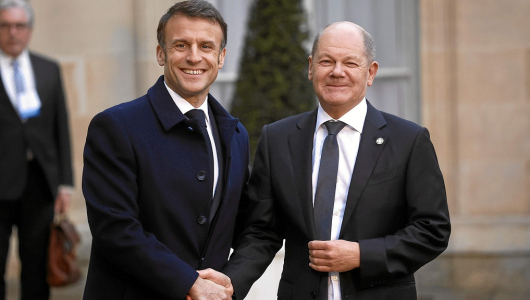 El presidente de Francia, Emmanuel Macron, pide "una economía de guerra" contra Rusia