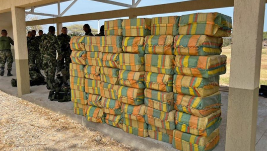 Hallan 1.146 kilos de cocaína enterrados en pleno desierto de La Guajira