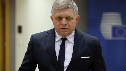 El primer ministro de Eslovaquia, Robert Fico, en estado grave tras haber sido tiroteado