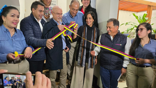 Ministra de Ambiente inaugura casa de Parques Nacionales en Manizales