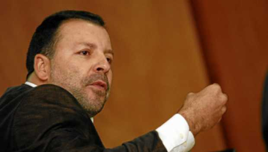 Excluyen de la JEP a parapolíticos por incumplir a la verdad