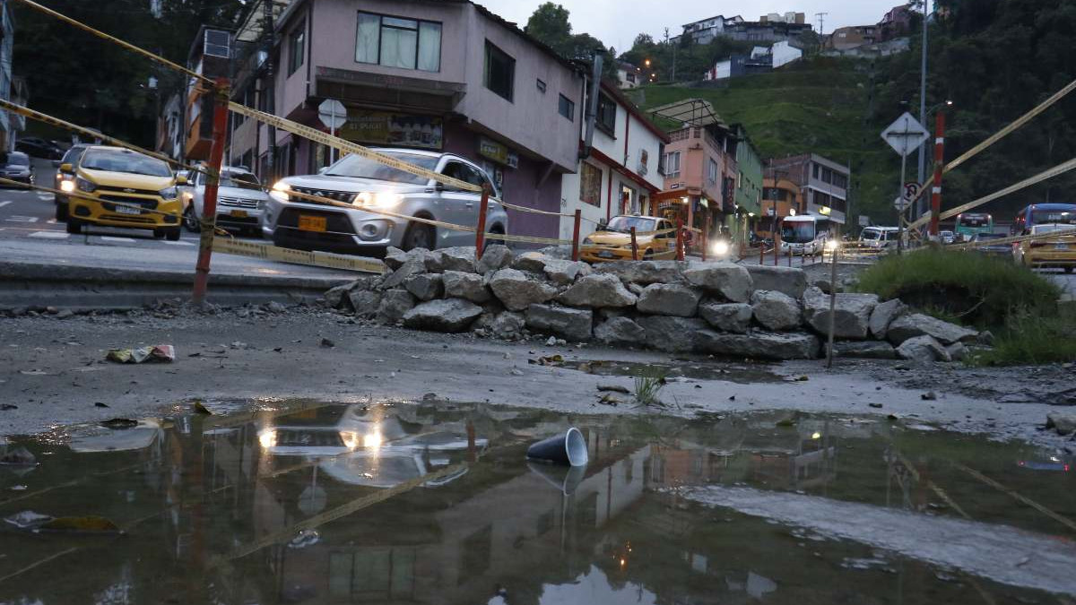 Abandonadas, así lucen las obras del Intercambiador de Los Cedros.