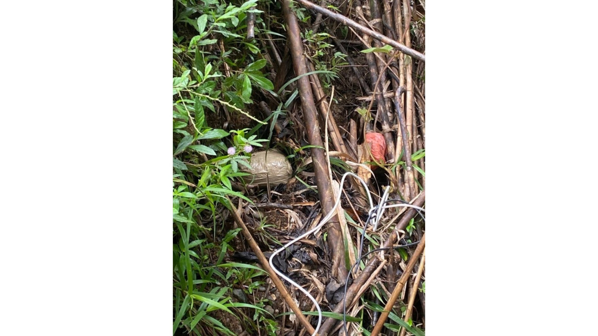 Siete kilogramos de material explosivo fueron hallados en la vereda Yolombó, del municipio de Suárez (Cauca).