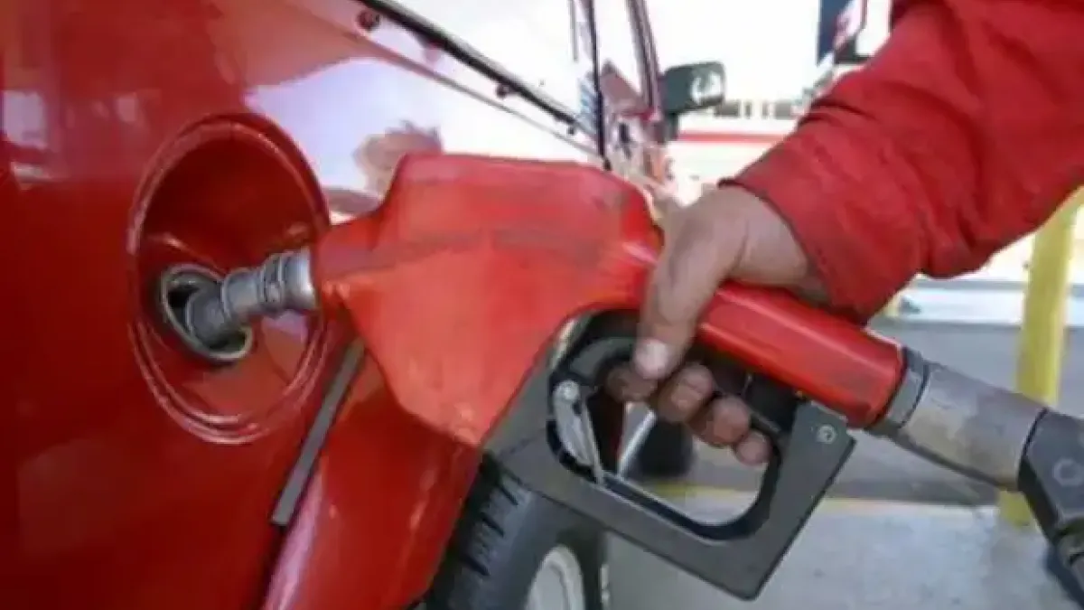 $250, el aumento del precio de la gasolina en febrero