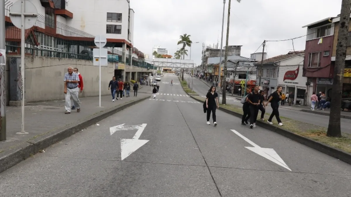 Foto | Darío Cardona | LA PATRIA  Esta es la calle 19, en donde la Alcaldía de Manizales planea construir un bulevar.