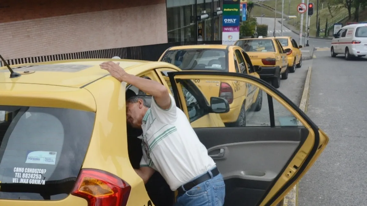 Los taxitas se alistan para una jornada nacional de protesta.