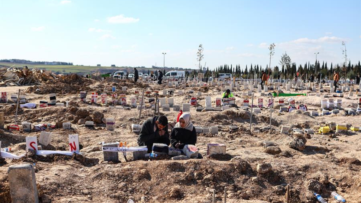 En Turquía la cifra de fallecidos suma 22 mil personas. En Siria, alrededor de 3 mil.