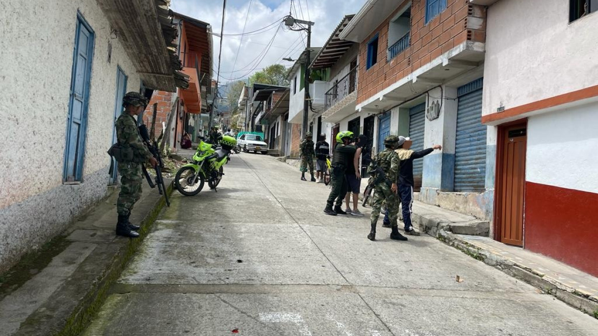 Las autoridades se comprometieron con adelantar más patrullajes y operativos para aplacar las amenazas de Camila.