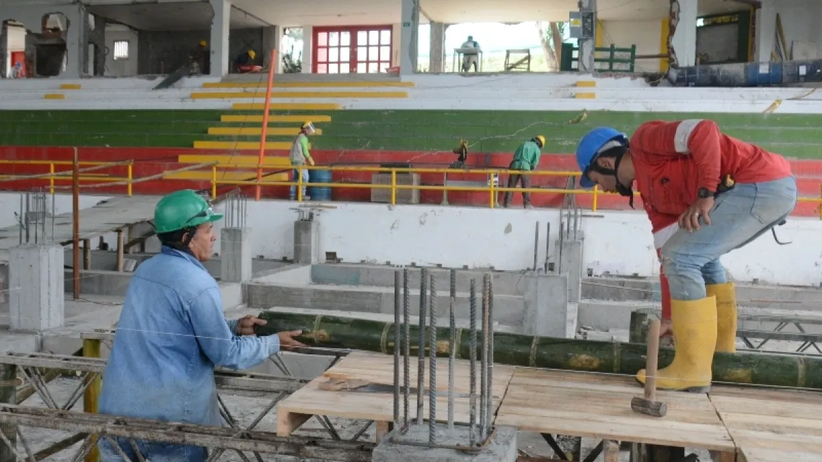 Obras en el Coliseo Menor de Manizales. 