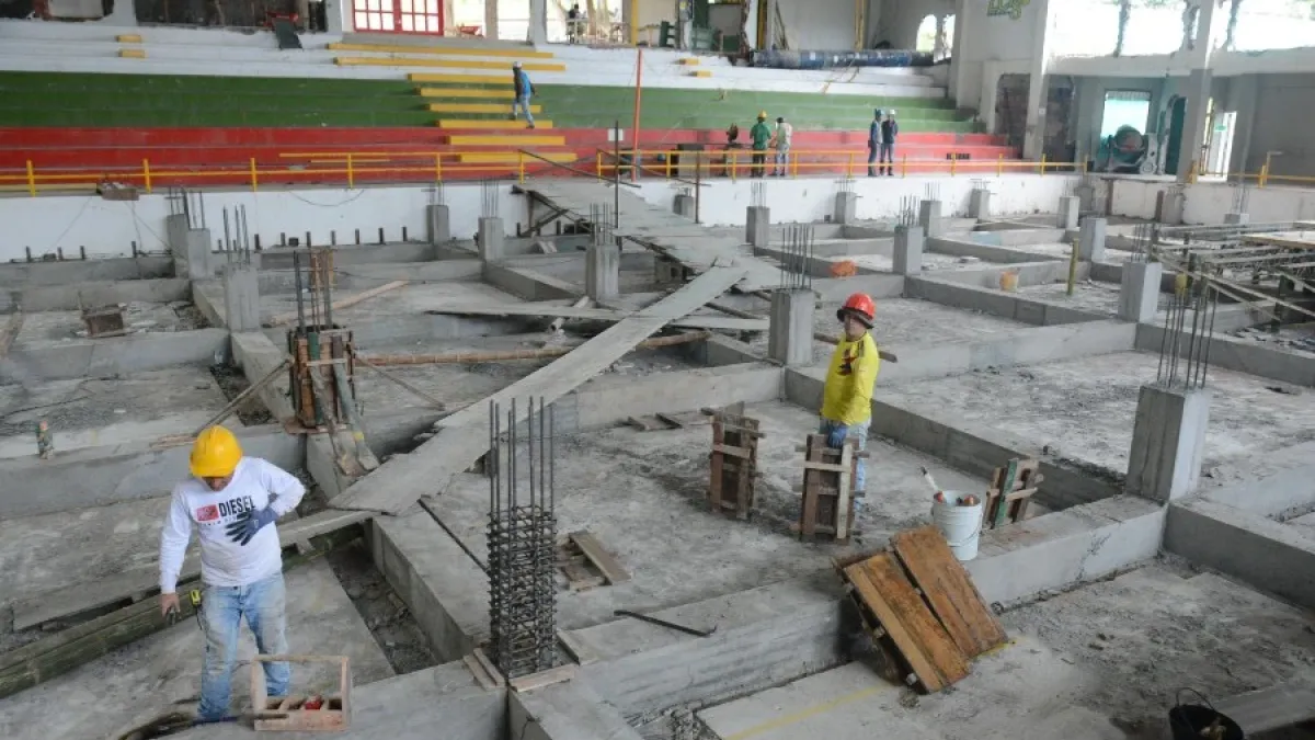 Obras en el Coliseo Menor de Manizales. 