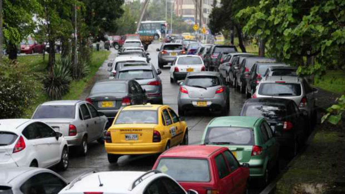 Trafico vehicular en Manizales 