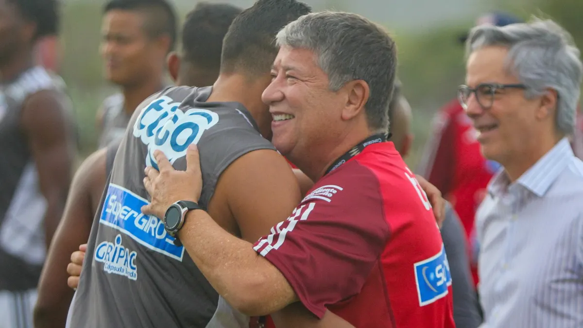 Hernán Darío Gómez inició este miércoles su etapa con el Junior de Barranquilla. 