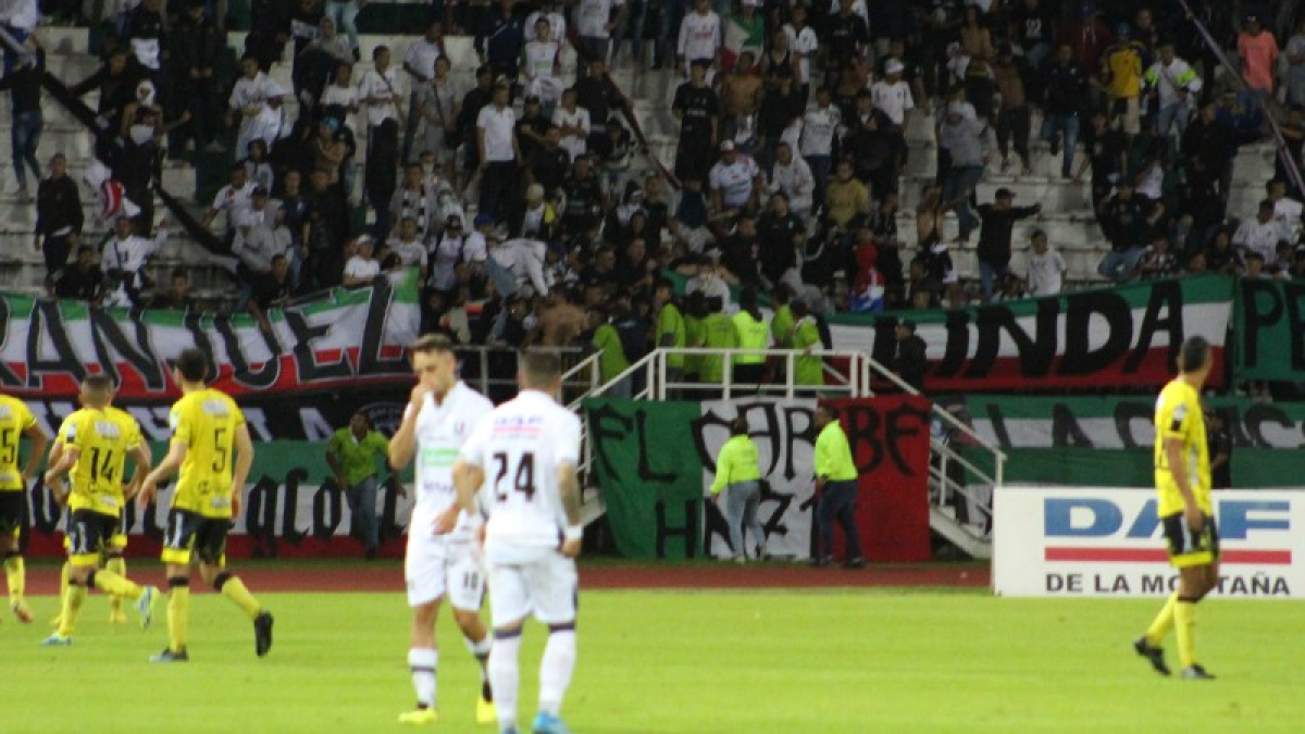 El pasado martes, medio centenar de hinchas ingresaron a la cancha y amenazaron a los jugadores del Once, que perdieron el partido contra Alianza Petrolera.