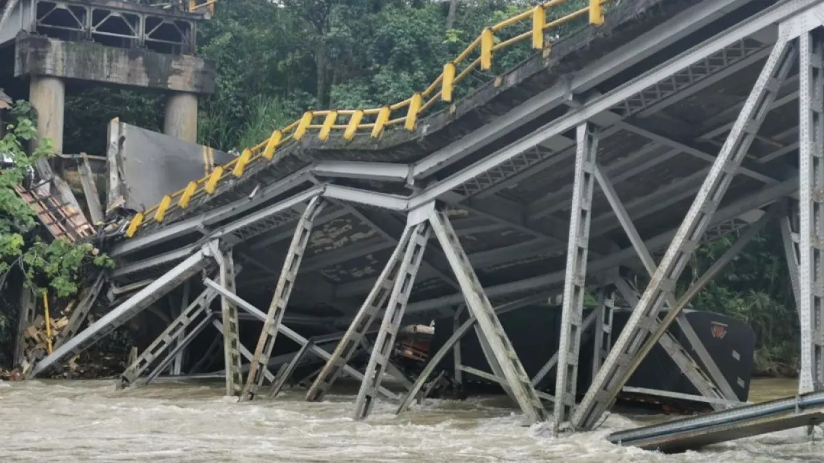 Los transportadores de carga y pasajeros y Quindío Zona Franca son los grandes perjudicados con el colapso del puente que une esta región del país con el Valle del Cauca.