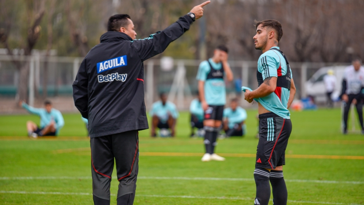 Héctor Cárdenas (izquierda), técnico, y Tomás Ángel, atacante, claves en el andamiaje de Colombia.