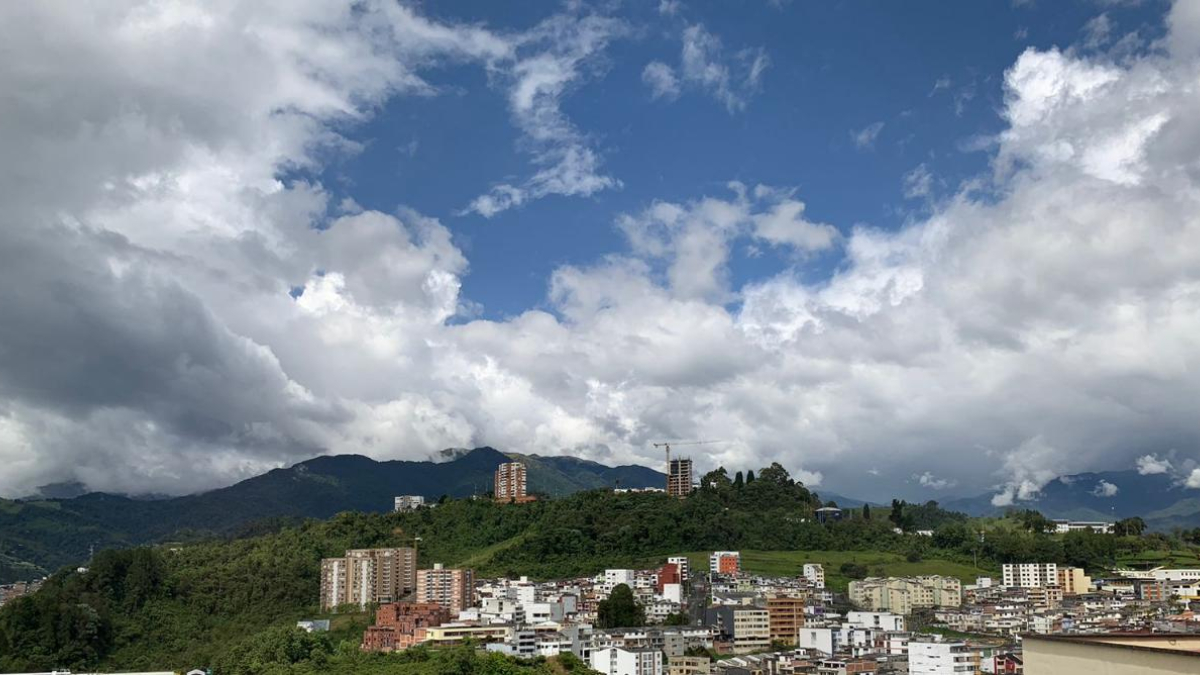 Foto | Cortesía | LA PATRIA  Unos 100 residentes del barrio Alta Suiza y cinco movimientos sociales ambientalistas de Manizales solicitan proteger ambientalemente la ladera de la comuna Ecoturística Cerro de Oro que va desde el colegio Seminario Redentorista hasta el sector Niza. Actualmente, el Plan de Ordenamiento Territorial (POT) permite urbanizar y construir en la zona. 