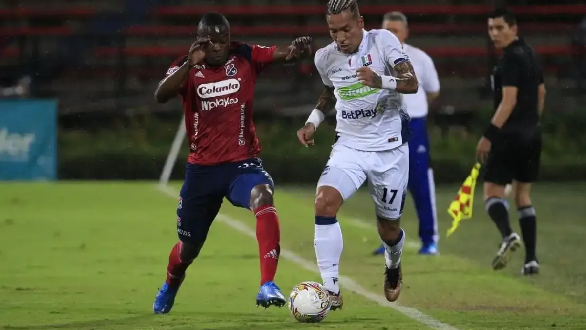 El goleador Dayro Moreno lideró el ataque del Once Caldas esta noche en el Atanasio Girardot. 