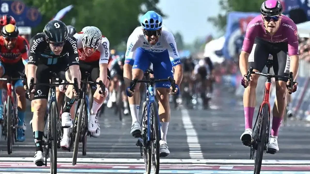  Llegada del Giro de Italia en Caorle. 