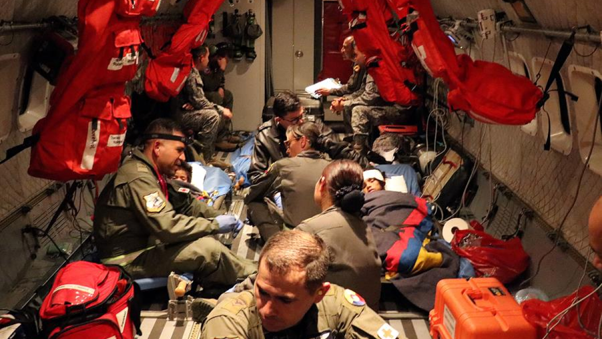 Horas después de ser encontrados, los niños fueron trasladados a San José del Guaviare y luego a Bogotá, donde permanecen hasta ahora en el Hospital Militar Central.