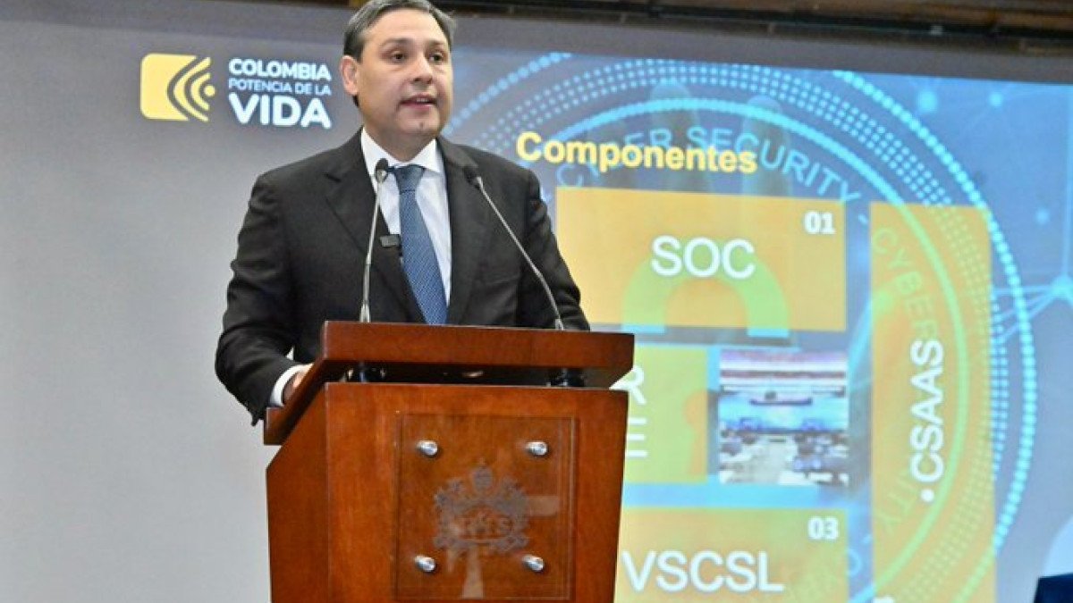 El ministro de las TIC, Mauricio Lizcano