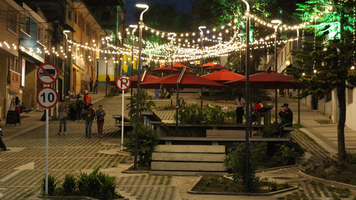   Foto | Luis Trejos | LA PATRIA  Así luce la reactivación del bulevar de la 48.