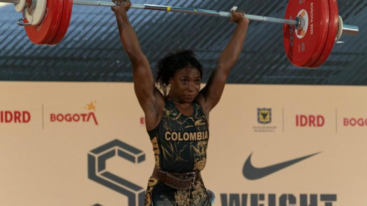Yenny Álvarez, campeona del mundo, es una de las figuras que estarán esta semana en el Nacional de Levantamiento de Pesas para Mayores y Sub-23.