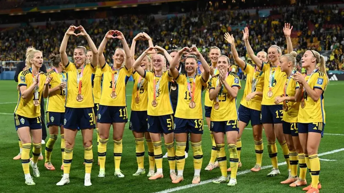 Las jugadoras de Suecia celebran ganar el partido por el tercer lugar de la Copa Mundial Femenina de la FIFA 2023 entre Suecia y Australia, en Brisbane, Australia.