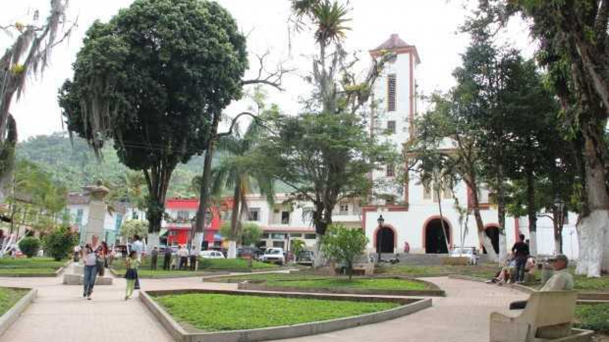 Este es el parque principal de Filadelfia (Caldas).