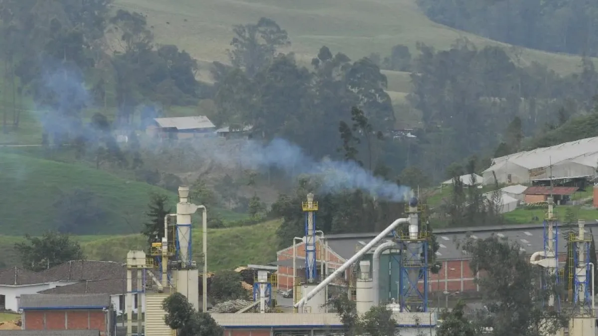La producción industrial de Colombia cayó un 2,1 % en junio
