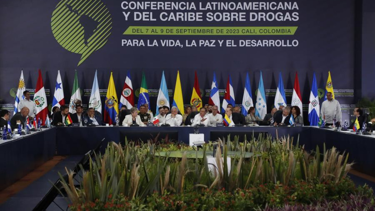 Conferencia Latinoamericana y del Caribe sobre Drogas, en Cali (Colombia). 
