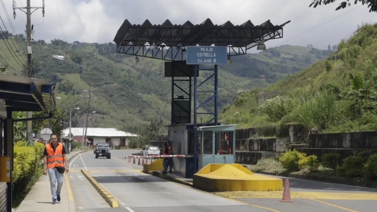 Este es el peaje La Estrella, en la vía Manizales - Neira.