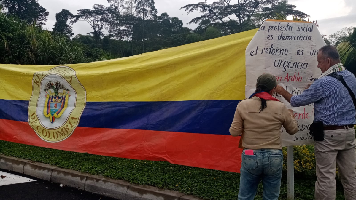 La comunidad educativa de La Y, sector rural entre ambos municipios, ya había manifestado la necesidad de una glorieta en este punto.