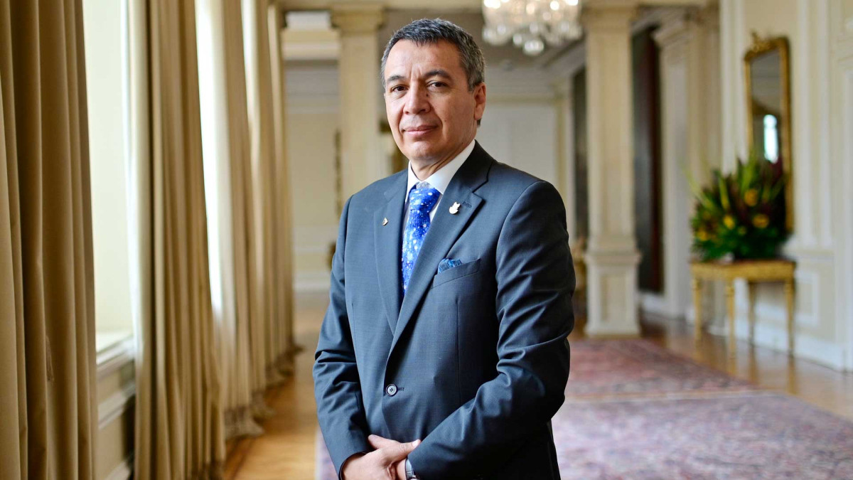 El ministro de Transporte de Colombia, William Camargo Triana, visitó Manizales el pasado 7 de julio, en una reunión que sostuvo con el gremio taxista.