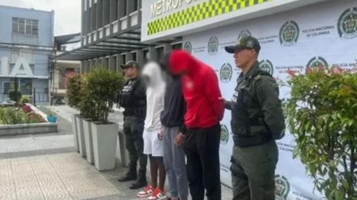 Los futbolistas detenidos en abril: Guy Esteban García, Devinson Fernando Mateus y Santiago Mera.