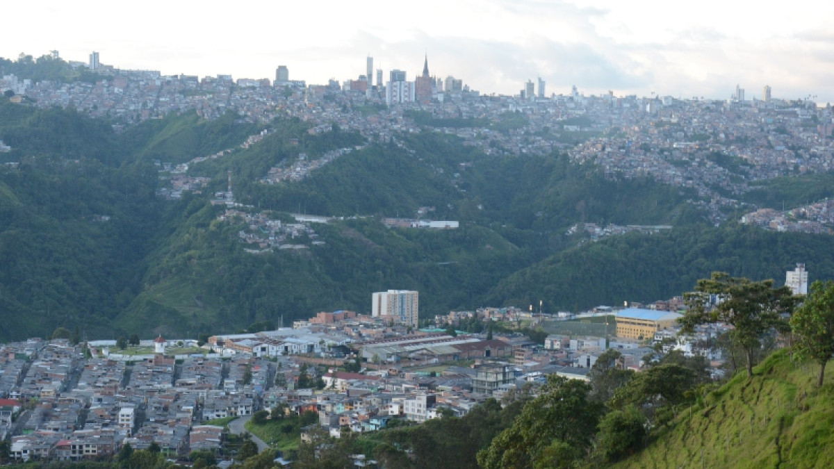 Villamaría y Manizales, dos de los cinco municipios que conformarían el Área Metropolitana.