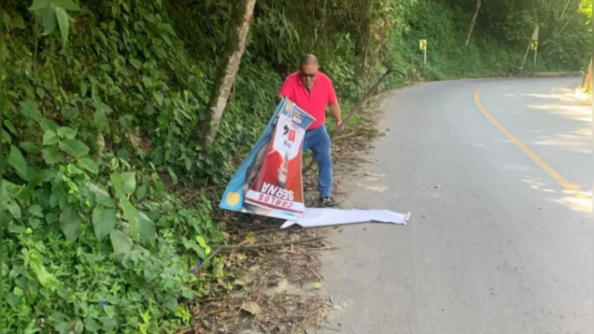 La Inspección de Policía de Salamina desmontó la publicidad política de las elecciones regionales que aún había colgada en varios puntos del municipio.