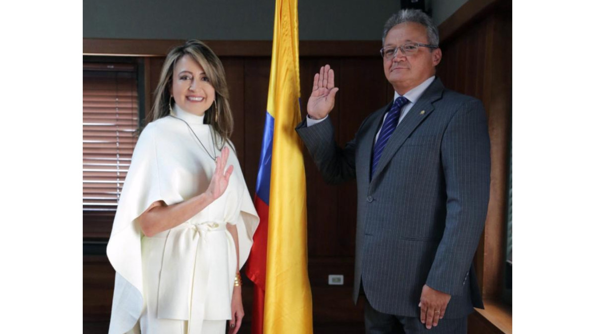 Los magistrados Diana Alexandra Remolina y Jorge Enrique Vallejo, presidenta y vicepresidente del Consejo Nacional de la Judicatura para el 2024.