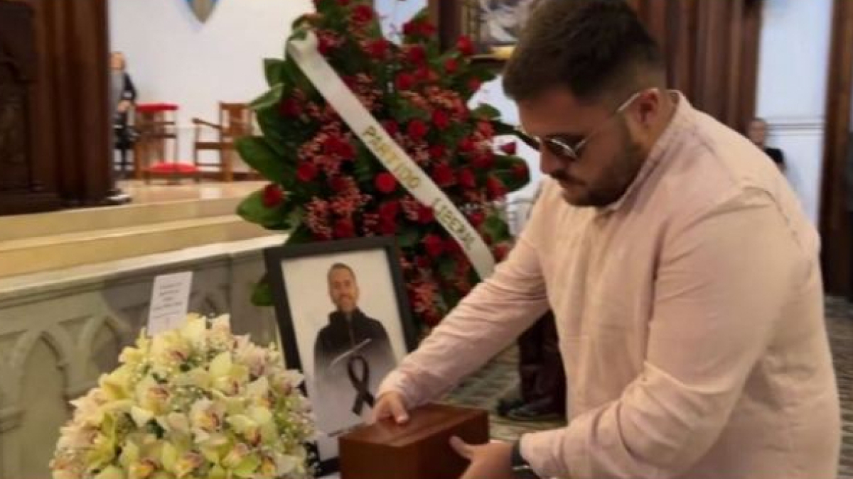 Sepelio del exsenador Mario Alberto Castaño Pérez, fallecido en noviembre del 2023.