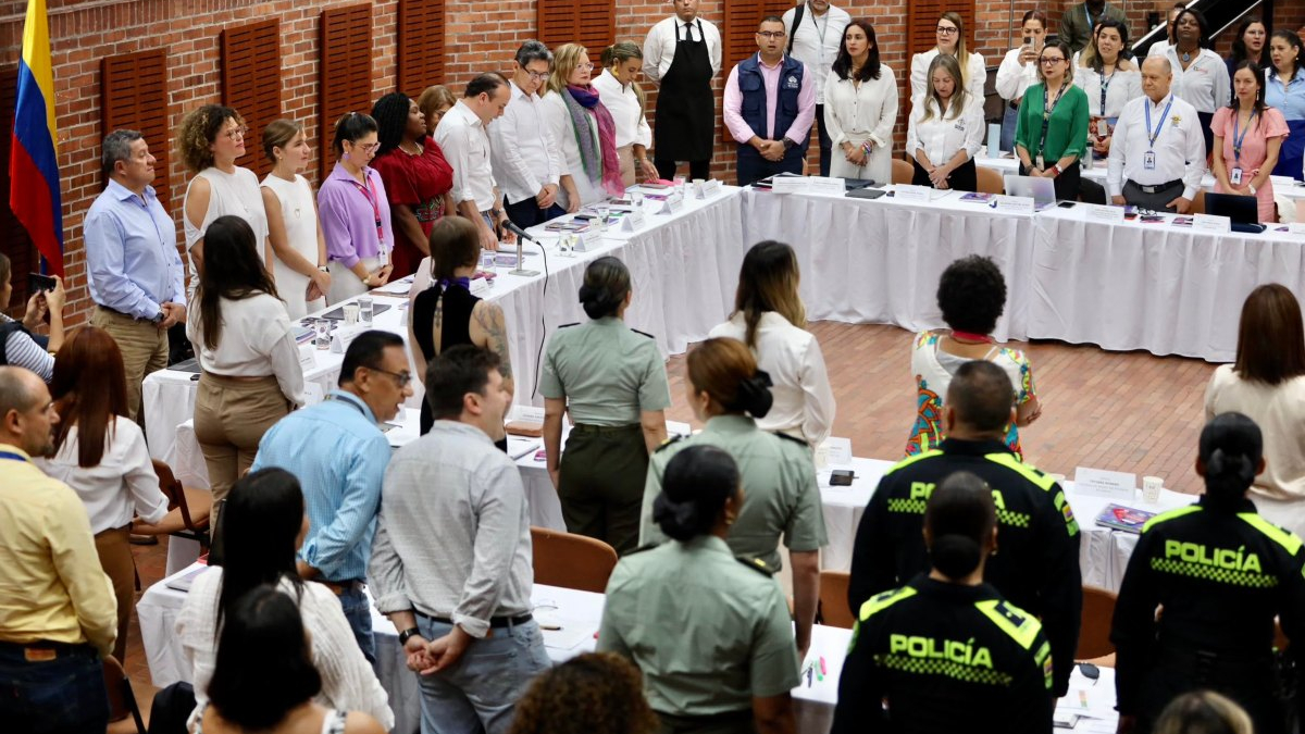 La vicepresidenta Francia Márquez lideró en Cali la III Sesión de la Mesa de Alto Nivel para la Prevención de Feminicidios y Otras Violencias Letales.