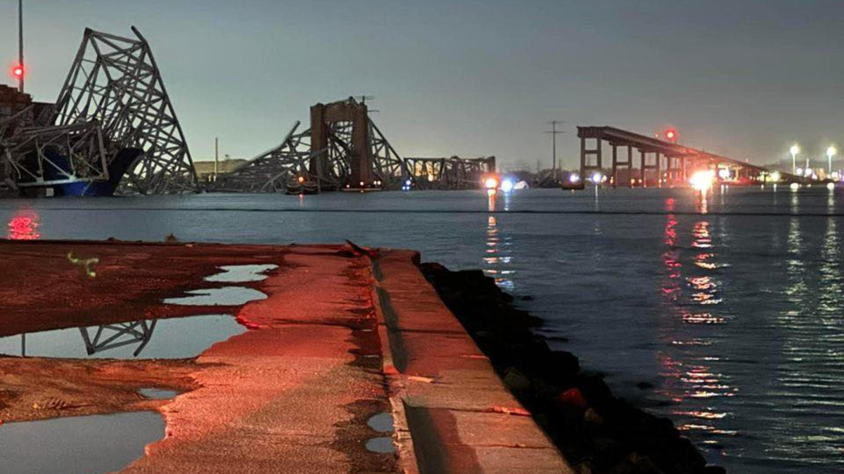 Al menos siete personas están desaparecidas y son activamente buscadas por los bomberos de Baltimore, ciudad del norte de Estados Unidos.