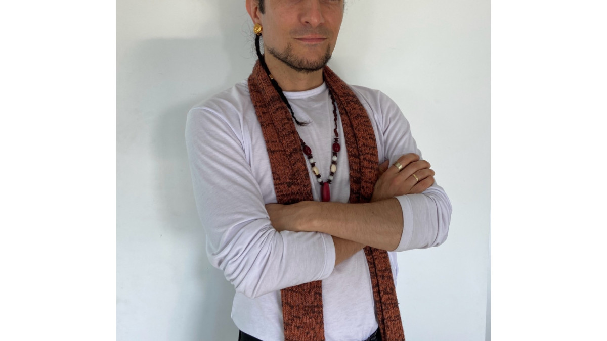 Eme Cafuné, artista oriundo de Manizales.